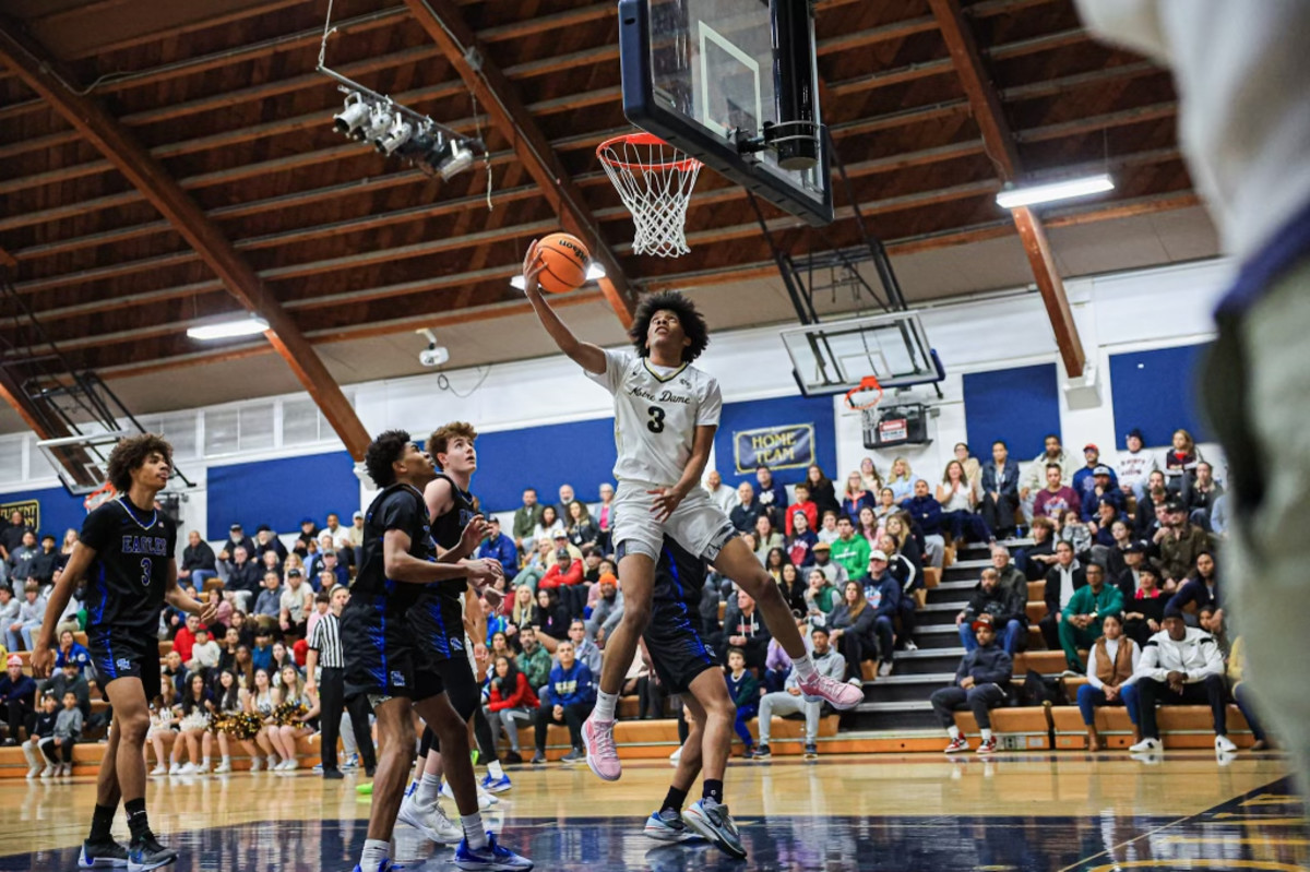 Zach White scores the ball for Notre Dame against Santa Margarita on Tuesday, Feb. 13, 2024 in the CIF Southern Section Division 1 quarterfinals.